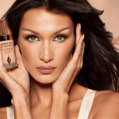 CHARLOTTE'S 3-STEP AIRBRUSH ROUTINE -SEP Beauty Shop Screenshot 2023 08 04 at 11.34.04 1 1